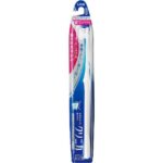 Clinica Advantage Toothbrush Ultra Compact Regular